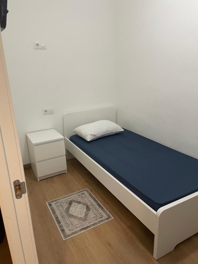 Aparthotel Kaylapart à L'Hospitalet de Llobregat Extérieur photo
